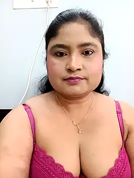 Snapshot of hornyriyanka chatting on 1, 5, 2026 hornyriyanka online show from 1, 5, 2026