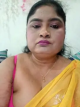 Snapshot of hornyriyanka chatting on 7, 5, 2026 hornyriyanka online show from 7, 5, 2026