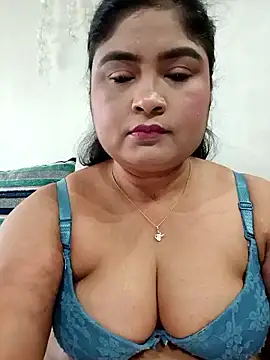 Snapshot of hornyriyanka chatting on 8, 5, 2026 hornyriyanka online show from 8, 5, 2026
