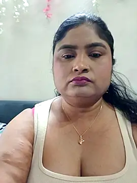 Snapshot of hornyriyanka chatting on 11, 5, 2026 hornyriyanka online show from 11, 5, 2026
