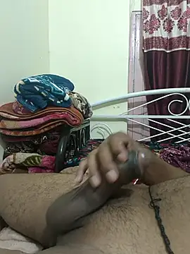 Snapshot of dhanshri143 chatting on 26, 10, 2025 dhanshri143 online show from 26, 10, 2025