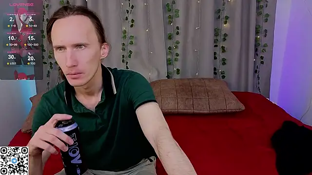 Snapshot of mirana_blade chatting on 15, 9, 2025 mirana blade online show from 15, 9, 2025