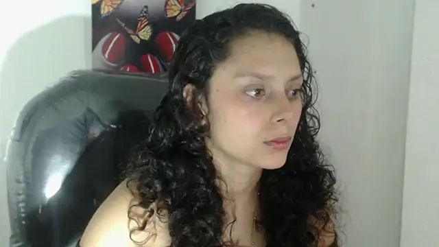 Snapshot of Lily_Jone7 chatting on 30, 9, 2025 Lily Jone7 online show from 30, 9, 2025