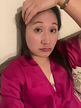 Snapshot of evachinoise chatting on 20, 4, 2026 evachinoise online show from 20, 4, 2026