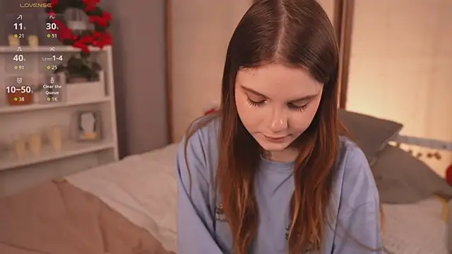 Snapshot of Lu__Lane chatting on 16, 12, 2025 Lu Lane online show from 16, 12, 2025