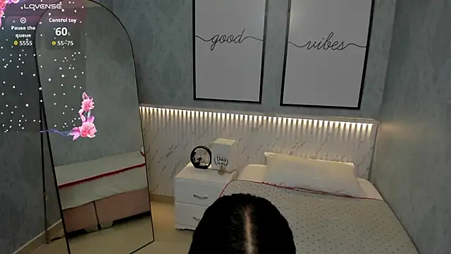 Ximenahott  online show from 20, 9, 2025