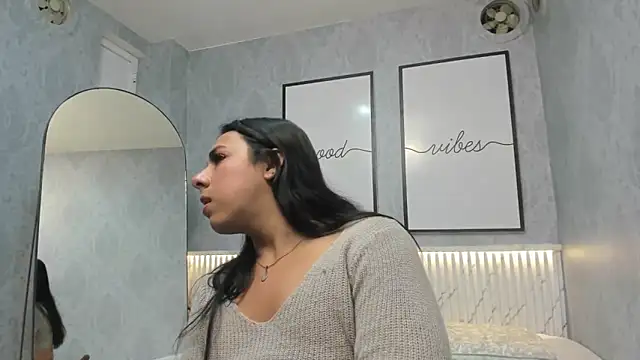 Ximenahott  online show from 30, 11, 2025