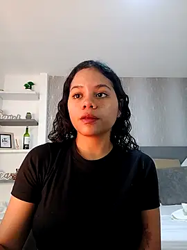 Snapshot of Celine_Lee chatting on 2, 10, 2025 Celine Lee online show from 2, 10, 2025