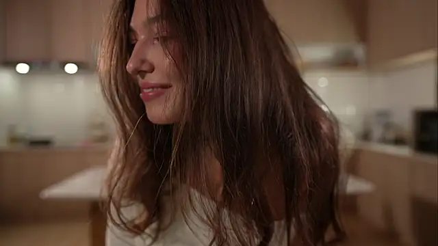 Snapshot of LIttle_Rina_ chatting on 12, 4, 2026 LIttle Rina online show from 12, 4, 2026