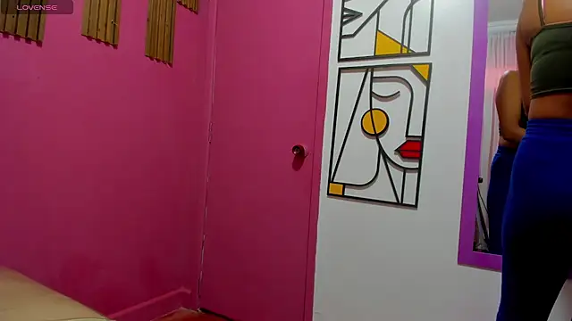 Lucia Spear online show from 18, 12, 2025