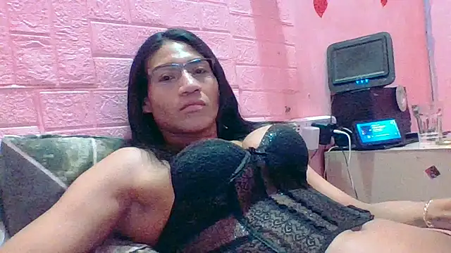 Snapshot of Kellye_hotTs chatting on 21, 4, 2026 Kellye hotTs online show from 21, 4, 2026