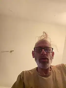 Snapshot of crisfootlicker chatting on 1, 7, 2026 crisfootlicker online show from 1, 7, 2026