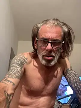 Snapshot of crisfootlicker chatting on 2, 7, 2026 crisfootlicker online show from 2, 7, 2026