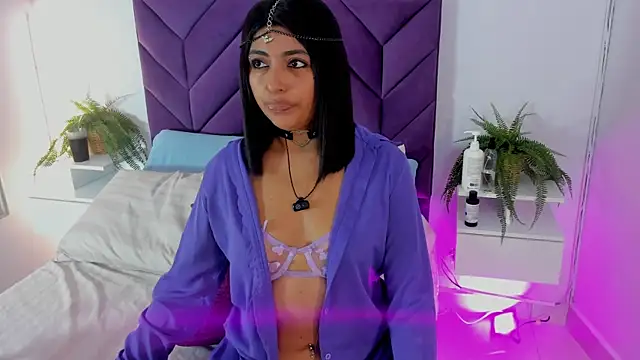 Kaylachannell online show from 25, 3, 2026