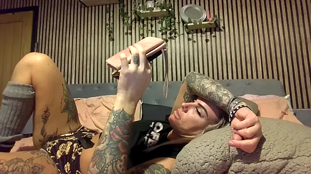 Snapshot of poppyinga1 chatting on 7, 3, 2026 poppyinga1 online show from 7, 3, 2026