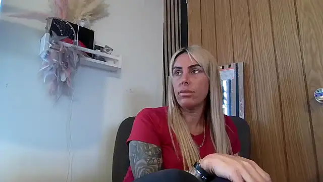 Snapshot of poppyinga1 chatting on 11, 3, 2026 poppyinga1 online show from 11, 3, 2026