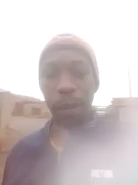 Snapshot of KingBonga chatting on 4, 10, 2025 KingBonga online show from 4, 10, 2025