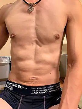 Snapshot of winds1069 chatting on 16, 12, 2025 winds1069 online show from 16, 12, 2025