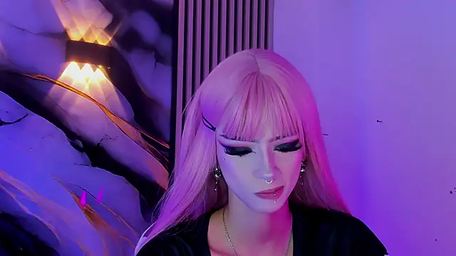 chloe jacksonn online show from 13, 7, 2026