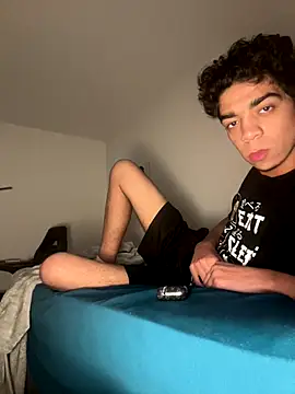 Snapshot of Ryan_12xX chatting on 23, 9, 2025 Ryan 12xX online show from 23, 9, 2025