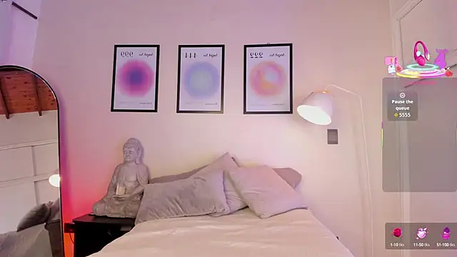 AriaMuse online show from 2, 10, 2025