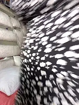 Snapshot of Vliacoooper2 chatting on 19, 10, 2025 Vliacoooper2 online show from 19, 10, 2025