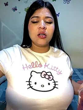 Snapshot of Vliacoooper2 chatting on 17, 11, 2025 Vliacoooper2 online show from 17, 11, 2025