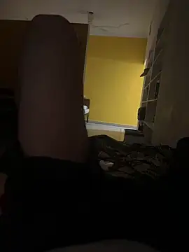 Snapshot of hyderabadii_boi chatting on 19, 9, 2025 hyderabadii boi online show from 19, 9, 2025