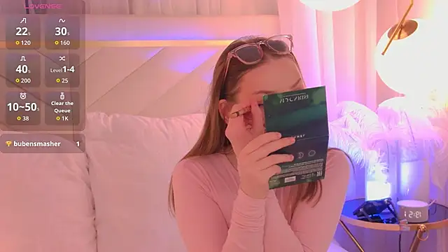 Snapshot of NancySmitts chatting on 15, 3, 2026 NancySmitts online show from 15, 3, 2026