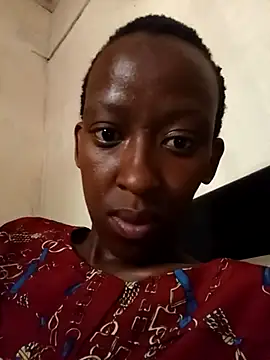 RFeltomWhitJ online show from 28, 10, 2025