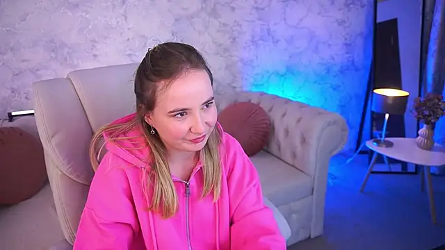 SofieBloom online show from 30, 10, 2025