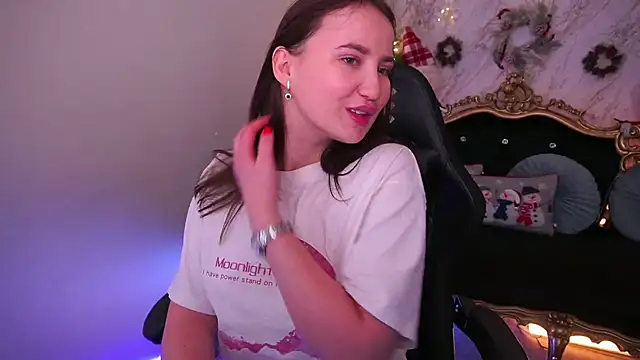 Snapshot of SofieBloom chatting on 6, 1, 2026 SofieBloom online show from 6, 1, 2026