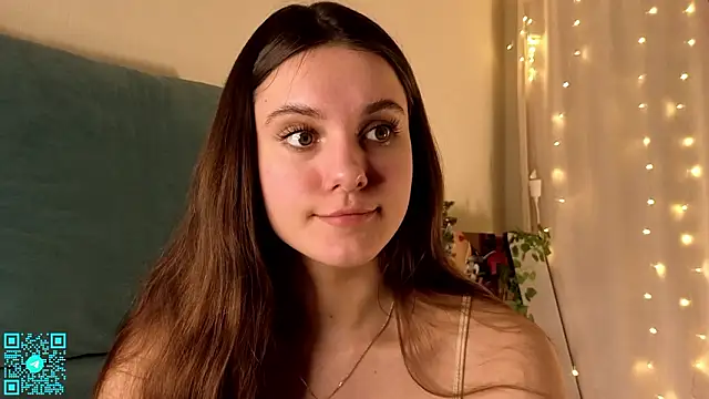 Snapshot of chloemilka chatting on 9, 3, 2026 chloemilka online show from 9, 3, 2026