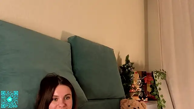 Snapshot of chloemilka chatting on 14, 3, 2026 chloemilka online show from 14, 3, 2026