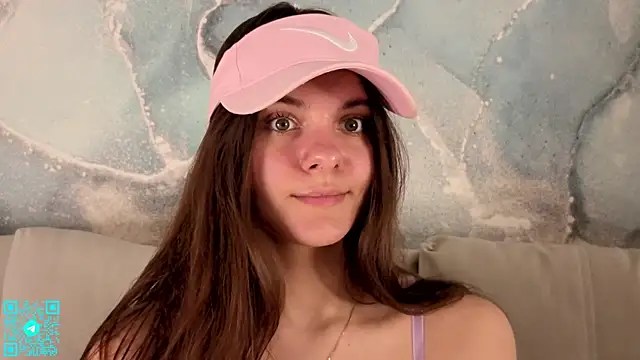 Snapshot of chloemilka chatting on 19, 4, 2026 chloemilka online show from 19, 4, 2026