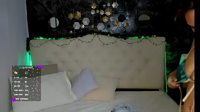 Snapshot of salome_rojas_ chatting on 3, 12, 2025 salome rojas online show from 3, 12, 2025