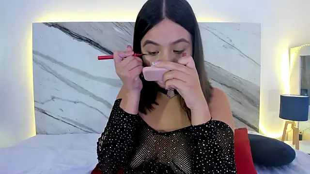 thamiina  online show from 26, 11, 2025