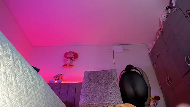 Snapshot of hot_Dariana_pantyhose chatting on 12, 3, 2026 hot Dariana pantyhose online show from 12, 3, 2026