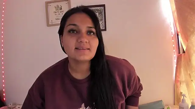 Snapshot of selena_jhonson chatting on 27, 10, 2025 selena jhonson online show from 27, 10, 2025