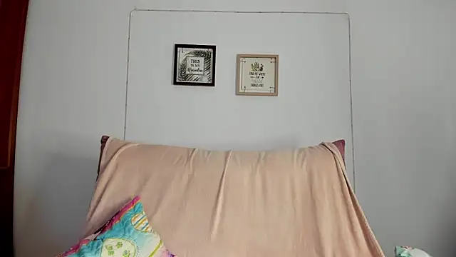 selena jhonson online show from 7, 3, 2026