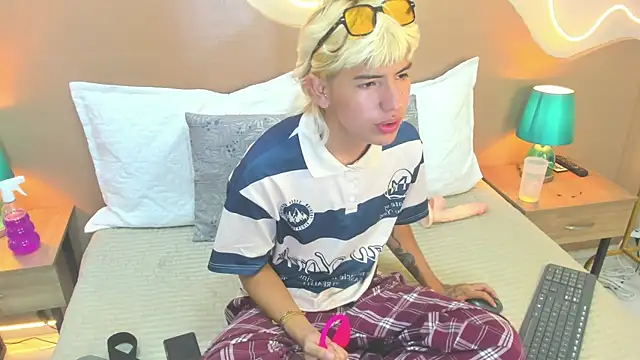 Snapshot of Enrrixxx_ chatting on 16, 1, 2026 Enrrixxx online show from 16, 1, 2026