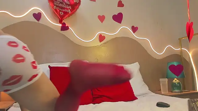 Snapshot of Enrrixxx_ chatting on 13, 2, 2026 Enrrixxx online show from 13, 2, 2026