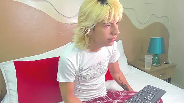 Snapshot of Enrrixxx_ chatting on 16, 2, 2026 Enrrixxx online show from 16, 2, 2026