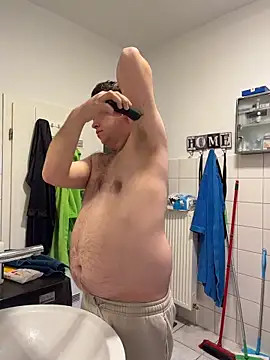 Snapshot of Lars2306 chatting on 20, 4, 2026 Lars2306 online show from 20, 4, 2026