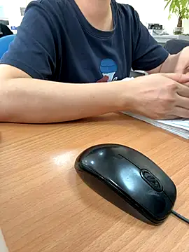 Snapshot of PhuongNhi21 chatting on 8, 10, 2025 PhuongNhi21 online show from 8, 10, 2025