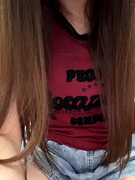 Snapshot of PhuongNhi21 chatting on 17, 10, 2025 PhuongNhi21 online show from 17, 10, 2025