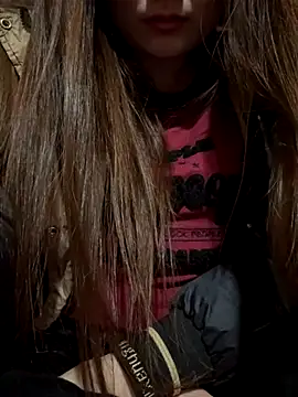 Snapshot of PhuongNhi21 chatting on 12, 11, 2025 PhuongNhi21 online show from 12, 11, 2025