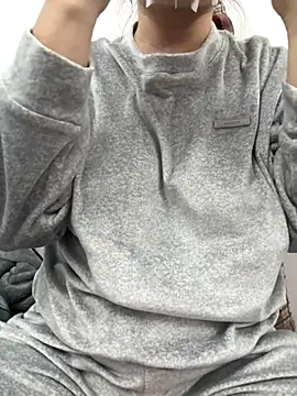 Snapshot of PhuongNhi21 chatting on 28, 11, 2025 PhuongNhi21 online show from 28, 11, 2025