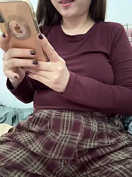 Snapshot of PhuongNhi21 chatting on 15, 12, 2025 PhuongNhi21 online show from 15, 12, 2025