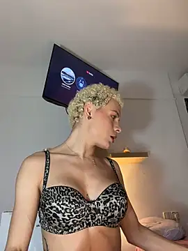 Valeriathonson online show from 2, 3, 2026